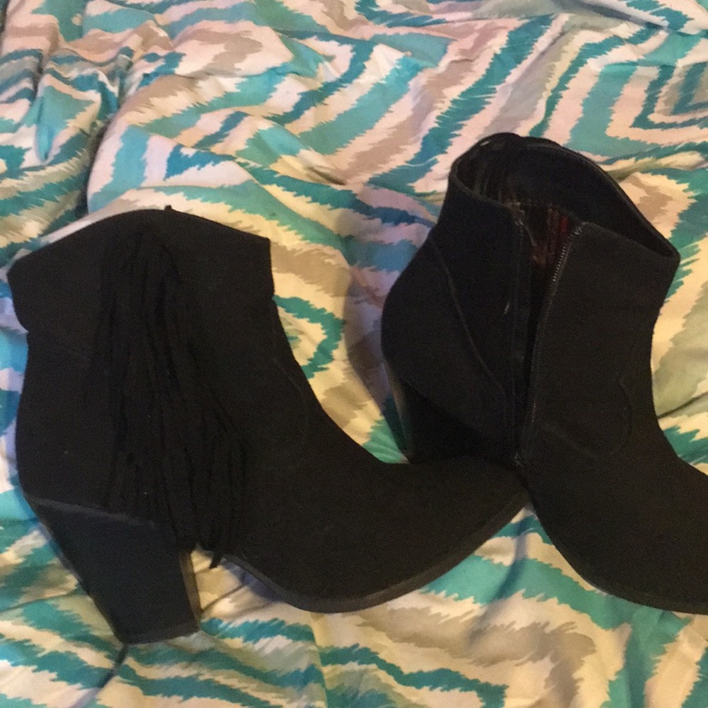 Heeled ankle boots